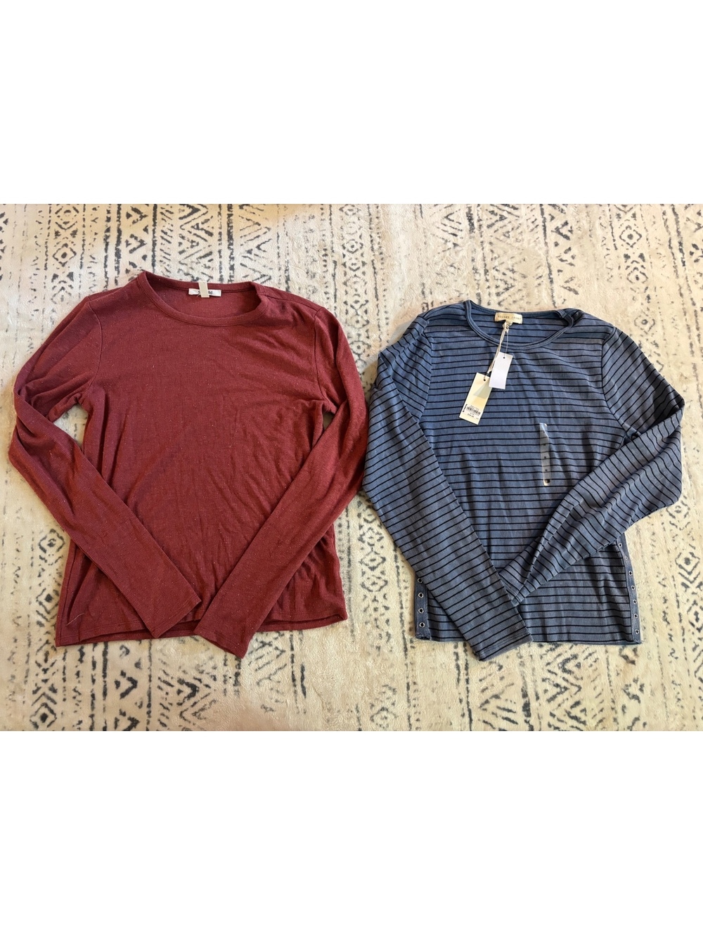 Splendid Women's Long Sleeve Crew Neck Shirt Size M